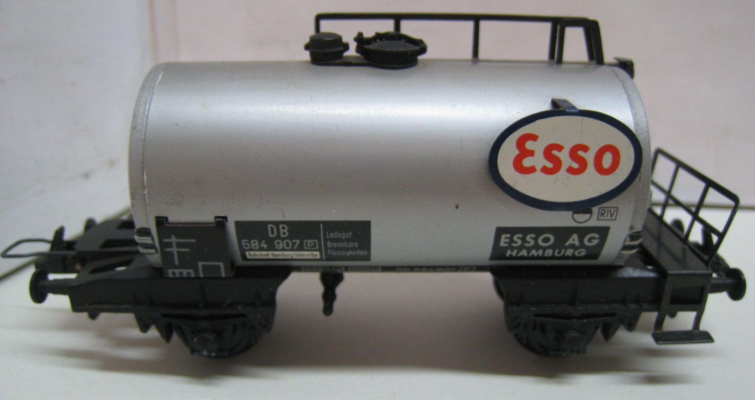 3429 ESSO