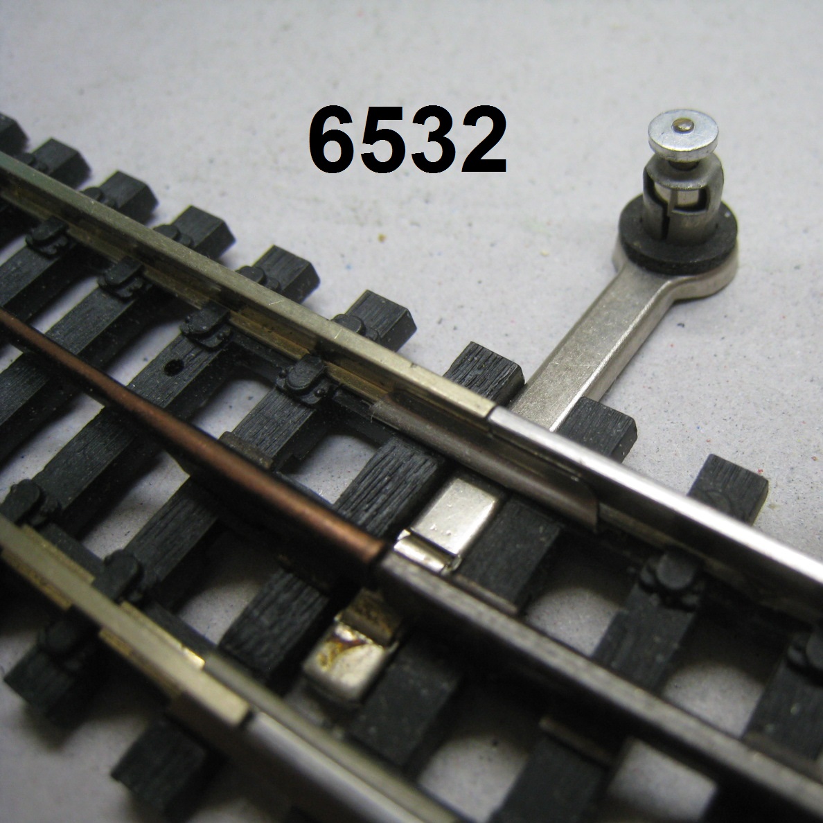 Trix Express 6532 Mittelleiter-Anschlußklemme