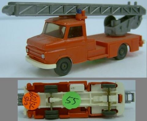 Wiking 602/3C, neue Blitz-Feuerwehr Leiterwagen w 55