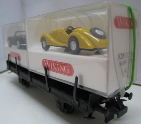Trix Express 20/72 Rungenwagen beladen mit 2 Wiking Modellen
