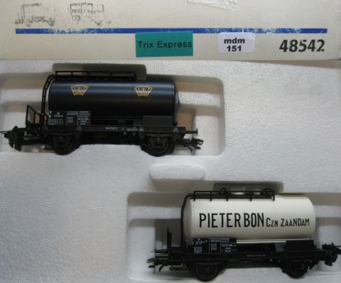 Mä/TE 48542 Niederlande Kesselwagen-Set PIETER BON 2tlg.