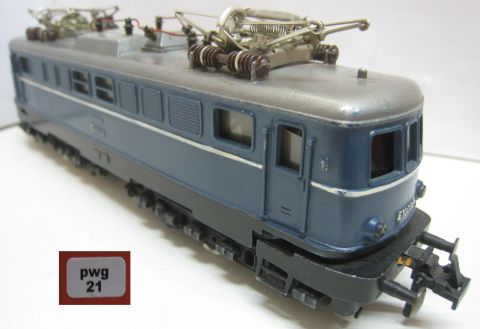 Trix Express 761 E-10 003 frühe Version (pwg21) 2-Schrauben Pantographen in OV