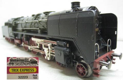 Trix Express 01077 der DR (15-52/2) NUR 1996 Rbd. Karlsruhe mit allen Papieren TOP/OV
