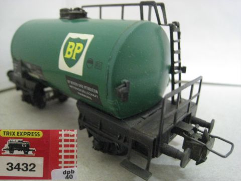 Trix Express 3432 Tankwagen BP 2-achsig (dpb40), frühe Version, schön Erhalten, OV