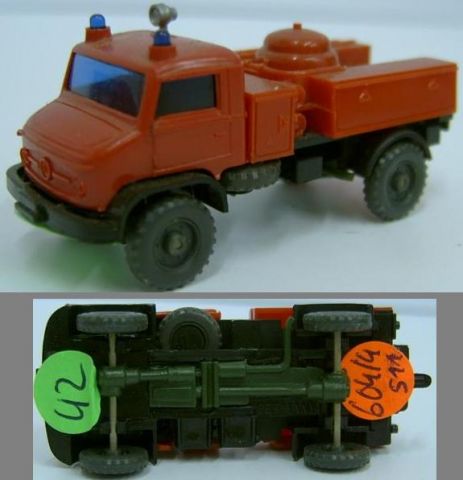 Wiking 604/4, Pulver Löschwagen der Feuerwehr w 42