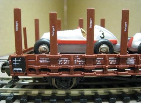 Trix Express  33879  Rungenwagen mit 2 Silberpfeilen beladen (us)