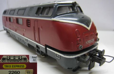 Trix Express 2260 BR 200 035 rot der DB (hmf22)