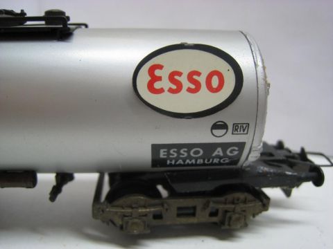 Trix Express 3492 Tankwagen ESSO 4-achsig (hrm84)