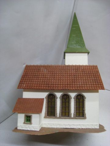 Auhagen/Piko? Kirche klein (ksm219)