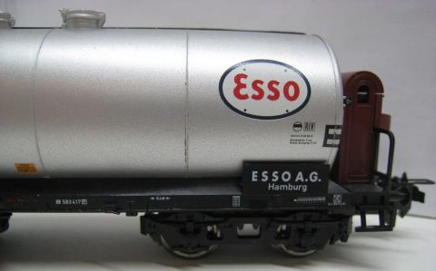 Mä/TE 46515 Esso Tankwagen 4-achsig mit Bremserhaus der DB Ep. III (23-30)