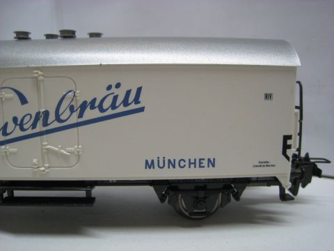 Mä/TE 45021 Bierwagen Löwenbräu (sws66) für Trix Express umgespurt, sehr gut ohne OV