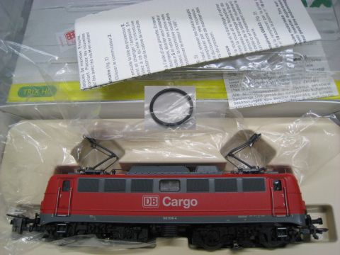 Trix Express 32262 E 140 838-4 der DB Cargo NUR 1999 (23-59) TOP/OV