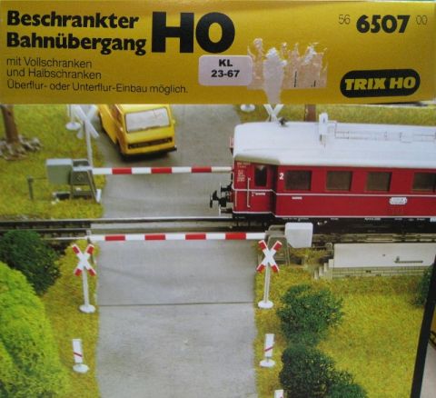 Trix 6507 Bahnübergang für Unter und Oberflur Montage (23-67) TOP/OV