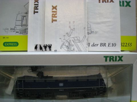 Trix Express 32255 BR 110 124-5 der DB (24-6) NUR 2003 TOP/OV 