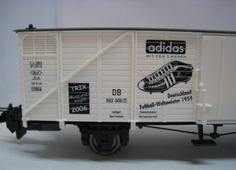 TI/TE 24077 Museumswagen 2006 Adidas-Werke (jhw98), TOP/OV.