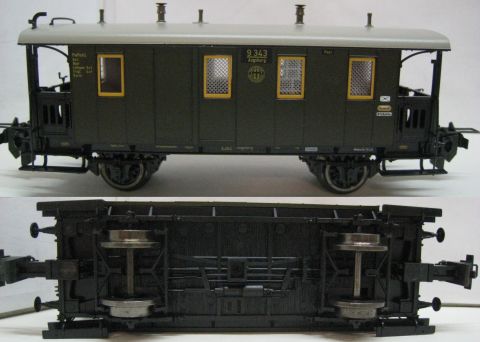 Trix Express 33310 Pack-Postwagen ex Typ: PwPostL Bay 00 der DR (jhw102), TOP/OV.