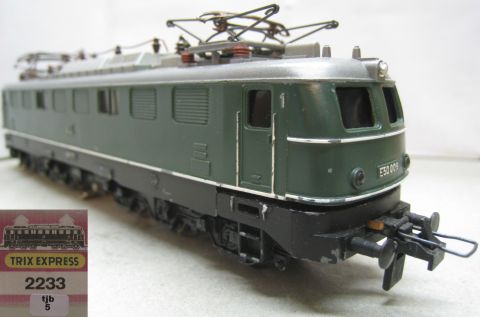 Trix Express 2233 E 50 009 1-motorig grün der DB (tjb5) sehr schön Erhalten im Ersatz Karton