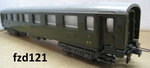 Trix Express 20/176 399 3399 BLS dunkles Tannengrün (fzd121) eine (nicht sichtbar) geklebte Stufe, sonst rundum sehr gut Erhalten