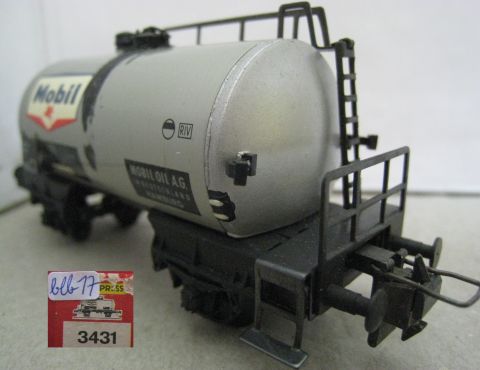 Trix Express 3431 Tankwagen MOBIL 2-achsig (blb17) dezent gealtert OV