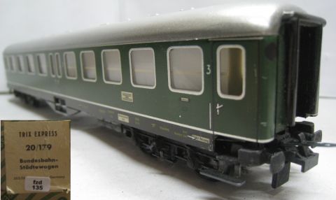 Trix Express 20/179 Bundesbahn Städtewagen (fzd135) frühe Version, TOP/OV