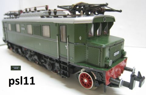 Trix Express 2240 E05 001 grün der DR (psl11) seltenere 2. Auflage, jetzt ohne Rechtschreibfehler! o OV.