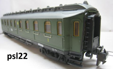 Trix Express 3371 D-Zug-Personenwagen B4ü Pr 11a der DR (psl22) ohne Abbrüche sehr gut o. OV