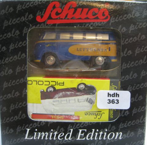 Schuco 1/90 1692462 P VW T1 Sambabus Lufthansa (hdh363) TOP/OV