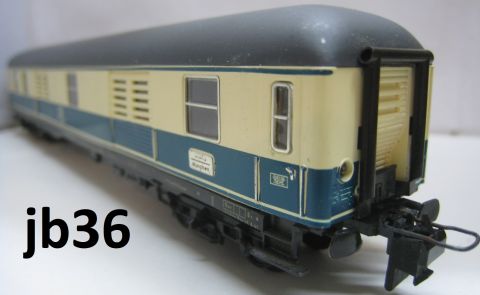 Trix Express 3352 D-Zug-Packwagen türkis/beige (tjb36) bitte Lesen gut Erhalten, o OV